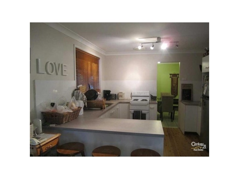 6 Paris Parade, Katoomba NSW 2780