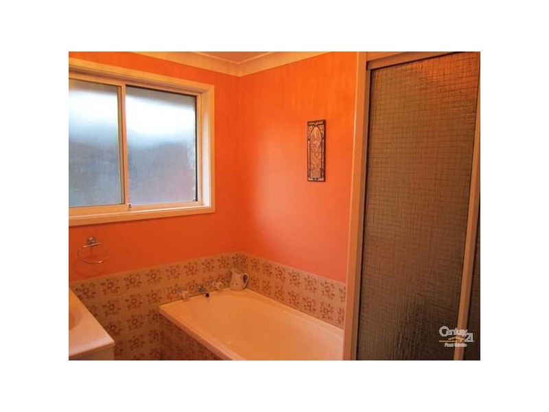 6 Paris Parade, Katoomba NSW 2780