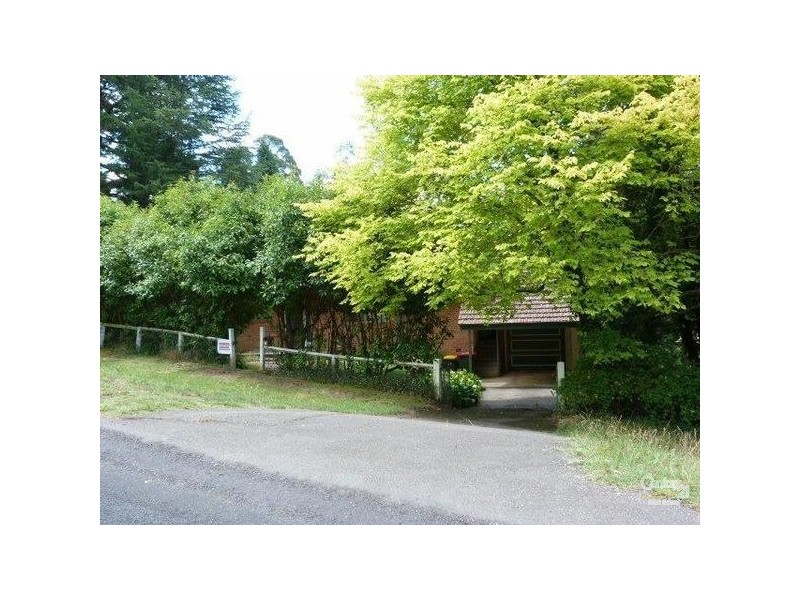 6 Churchill Street, Leura NSW 2780