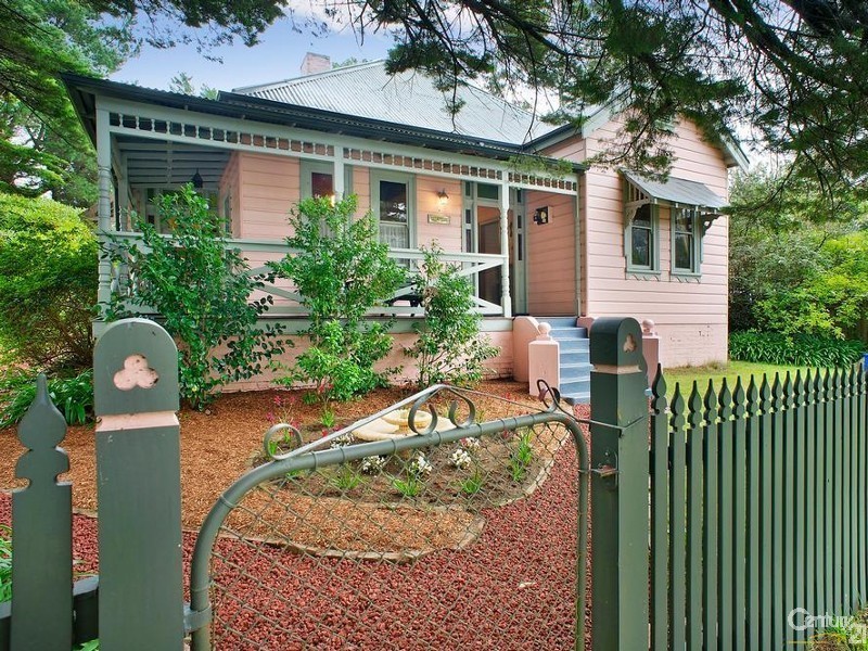 69 Megalong Street, Leura NSW 2780
