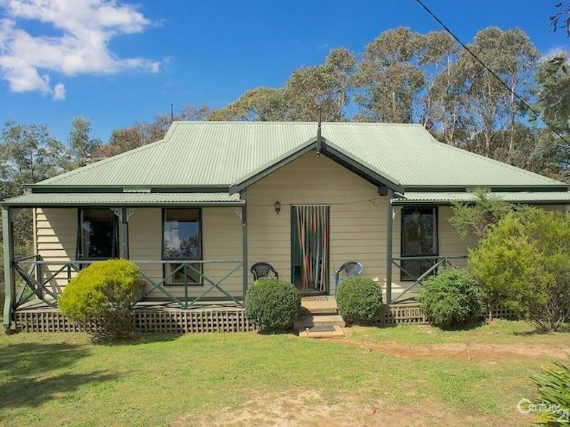 9 Seventh Avenue, Katoomba NSW 2780