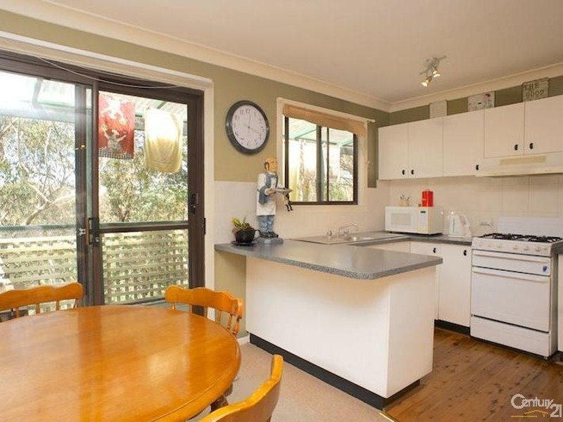 9 Seventh Avenue, Katoomba NSW 2780