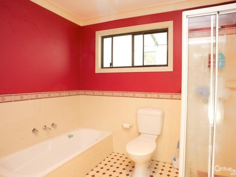 9 Seventh Avenue, Katoomba NSW 2780