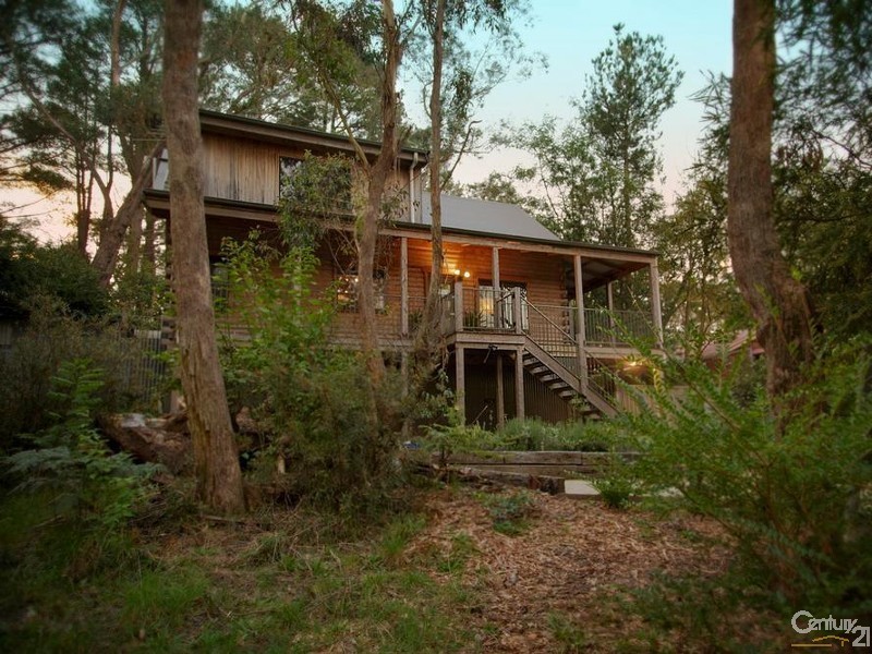 72  Sixth Avenue, Katoomba NSW 2780