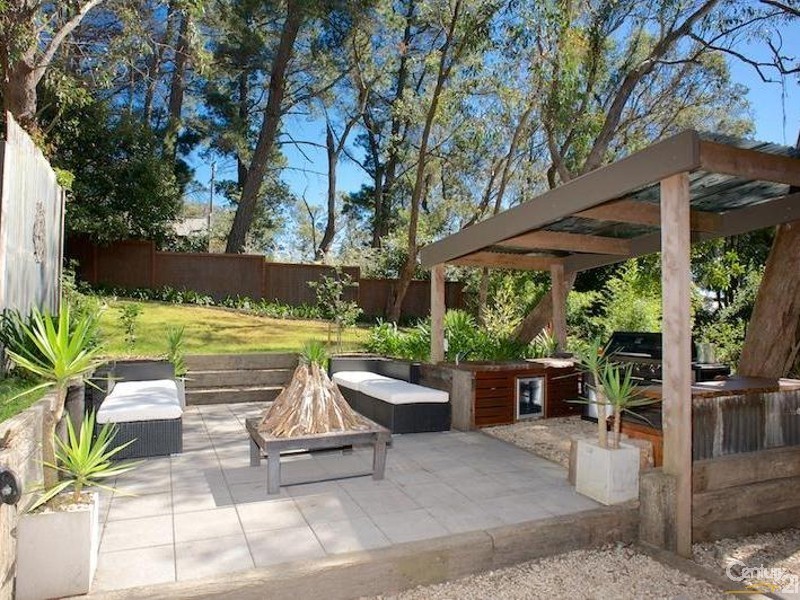 72  Sixth Avenue, Katoomba NSW 2780