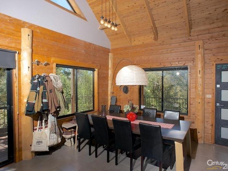 72  Sixth Avenue, Katoomba NSW 2780