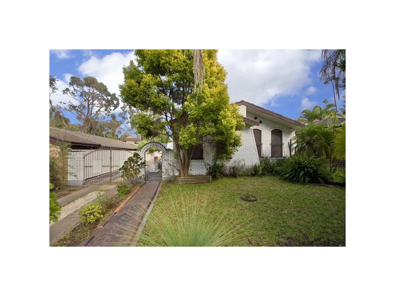 225 Madagascar Drive, Kings Park NSW 2148