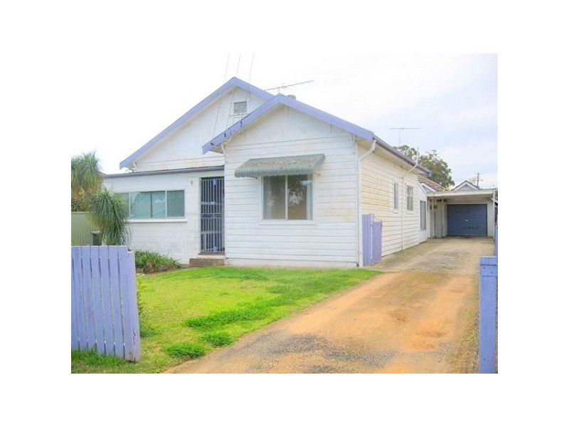 5 Ramona Street, Quakers Hill NSW 2763