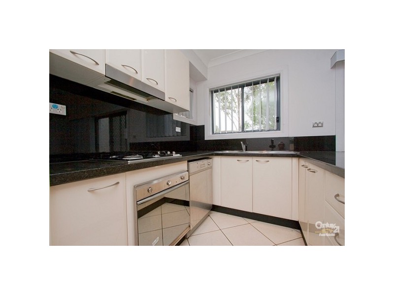 3/6 Hambledon Road, Quakers Hill NSW 2763