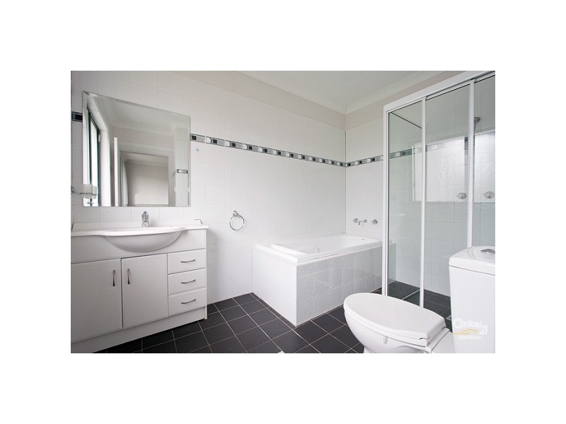 3/6 Hambledon Road, Quakers Hill NSW 2763