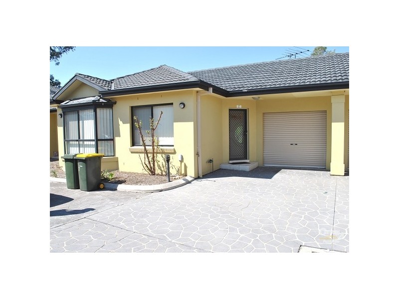 7/53 Orleans Crescent, Toongabbie NSW 2146