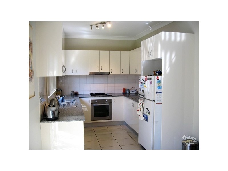 9/18 CUMMING CRESCENT, Quakers Hill NSW 2763