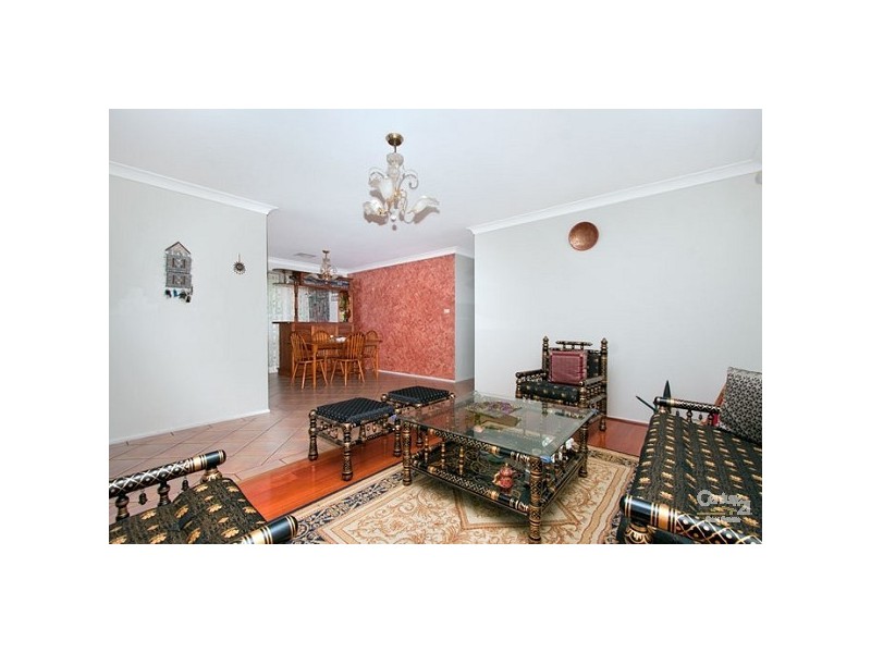 8 Maslin Crescent, Quakers Hill NSW 2763