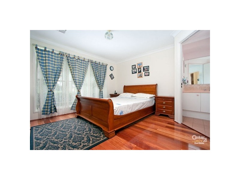 8 Maslin Crescent, Quakers Hill NSW 2763