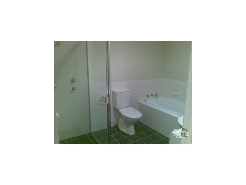 21 TREETOP CIRCUIT, Quakers Hill NSW 2763