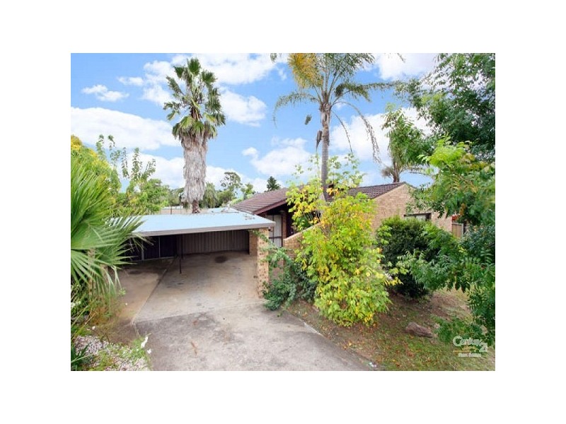 17 PENN CRESCENT, Quakers Hill NSW 2763