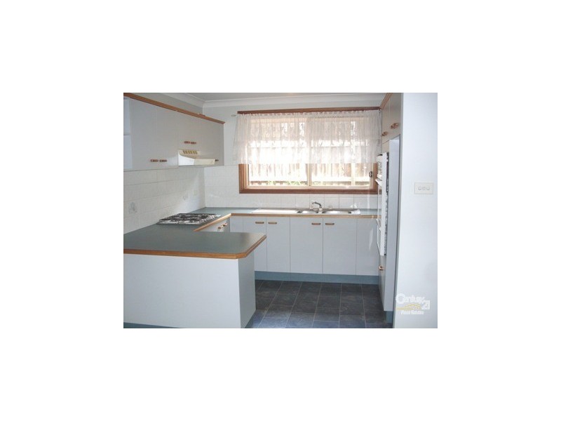 8 DONNA PLACE, Acacia Gardens NSW 2763