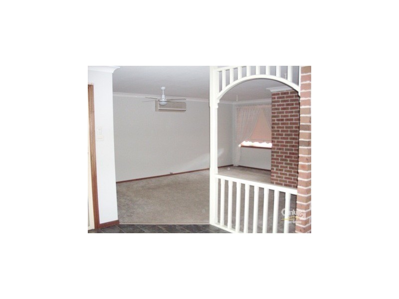 8 DONNA PLACE, Acacia Gardens NSW 2763