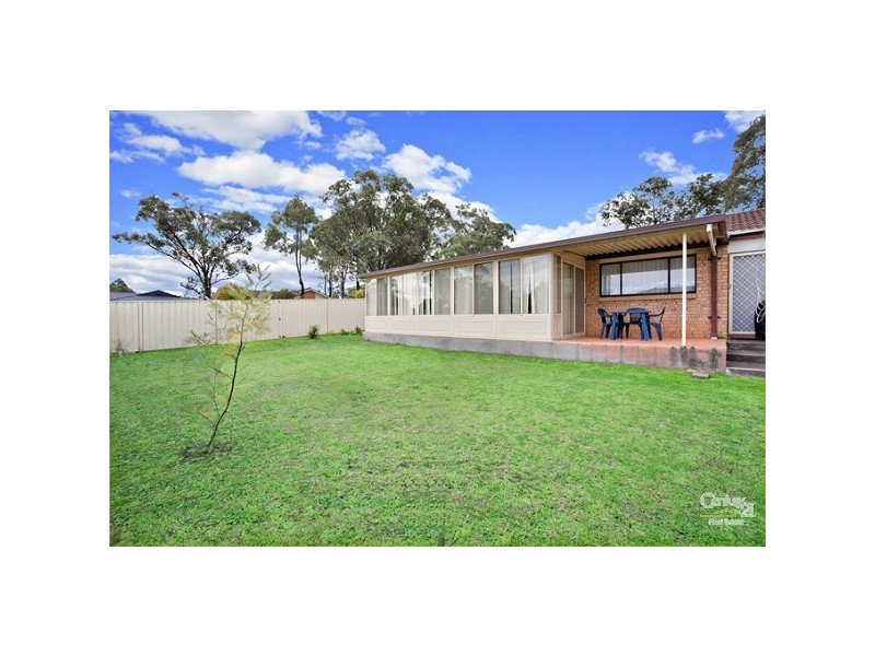 8 Torrance Crescent, Quakers Hill NSW 2763