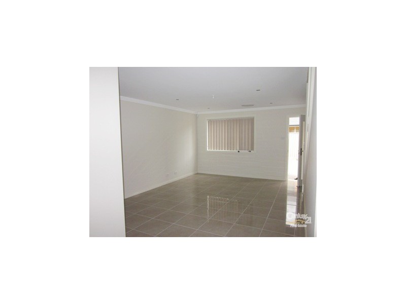 8/44-46 PEARCE ROAD, Quakers Hill NSW 2763