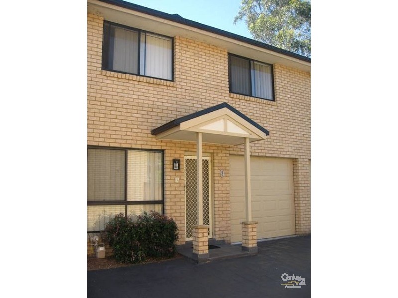 9/18 CUMMING CRESCENT, Quakers Hill NSW 2763