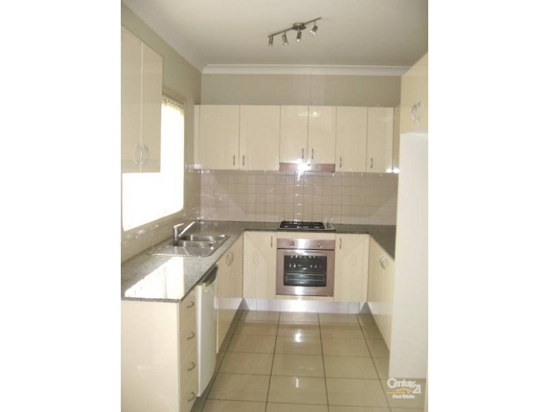 9/18 CUMMING CRESCENT, Quakers Hill NSW 2763