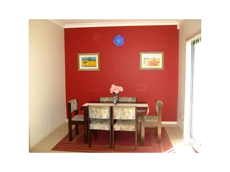 9/18 CUMMING CRESCENT, Quakers Hill NSW 2763