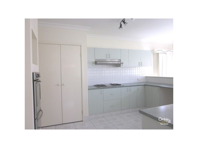 14 WAKLEY AVENUE, Quakers Hill NSW 2763