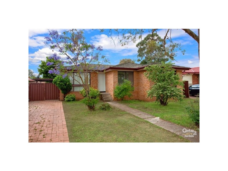 36 Tallagandra Drive, Quakers Hill NSW 2763