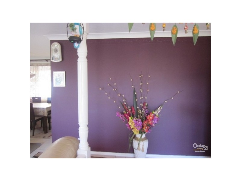 43 MASLIN CRESCENT, Quakers Hill NSW 2763