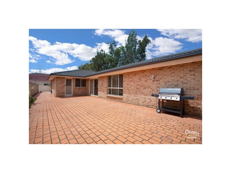17 Rivett Place, Doonside NSW 2767