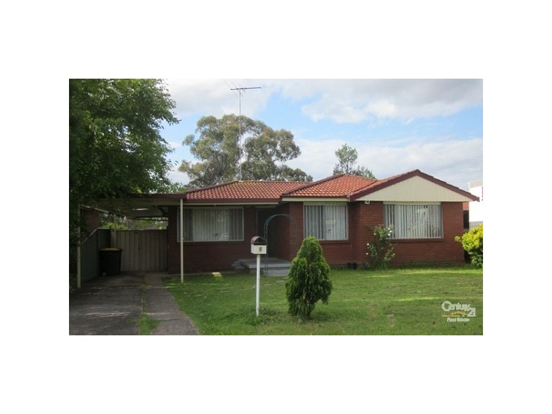 9 MEDLOW DRIVE, Quakers Hill NSW 2763