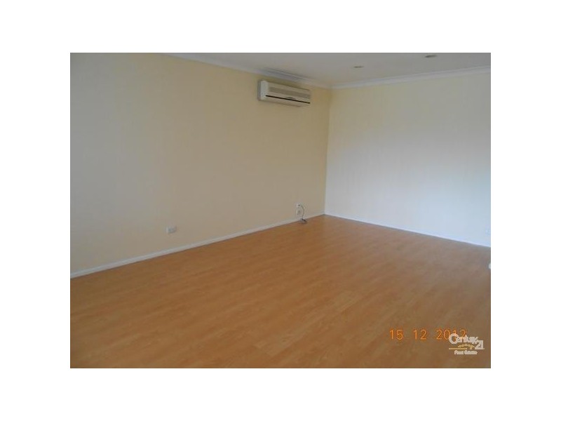 9 MEDLOW DRIVE, Quakers Hill NSW 2763