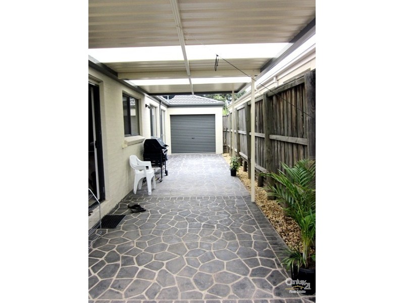 6 CARITA COURT, Parklea NSW 2768