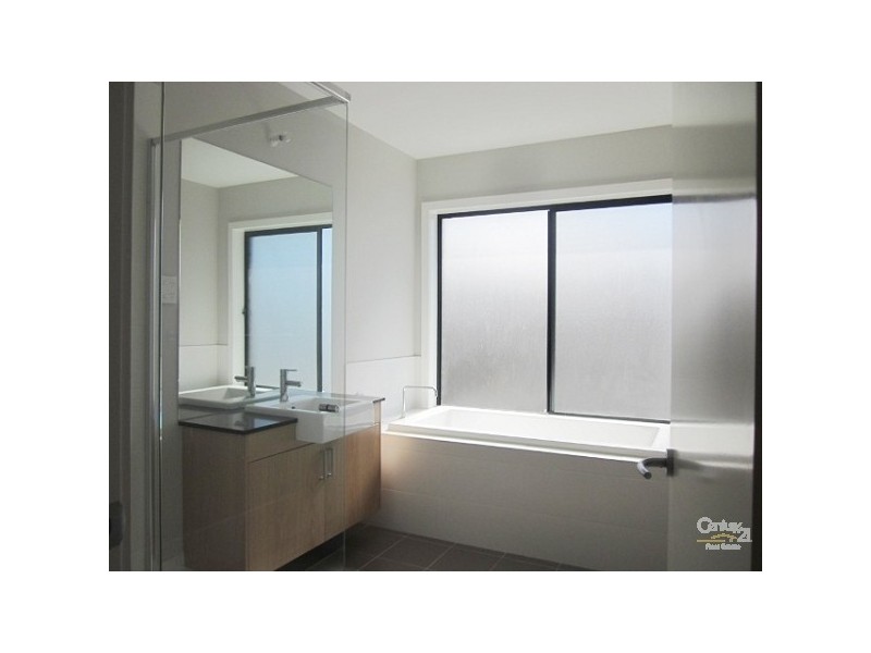 14 CRIMSON CRESCENT, The Ponds NSW 2769