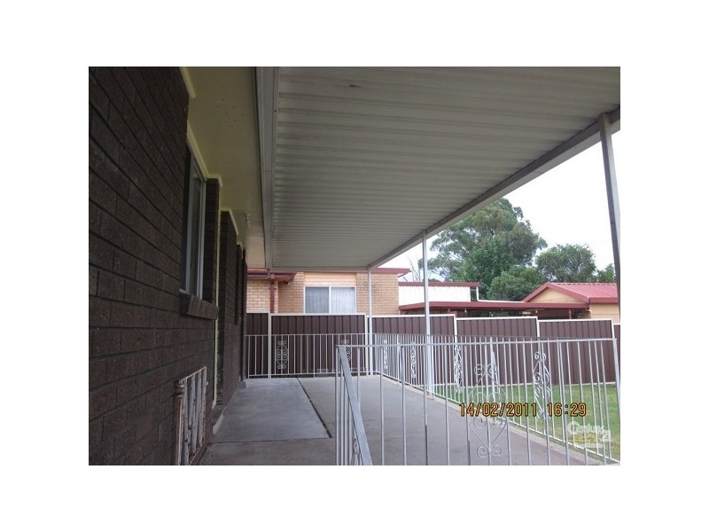 15 MEDLOW DRIVE, Quakers Hill NSW 2763