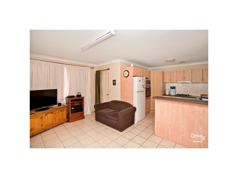 37 Hillcrest Road, Quakers Hill NSW 2763