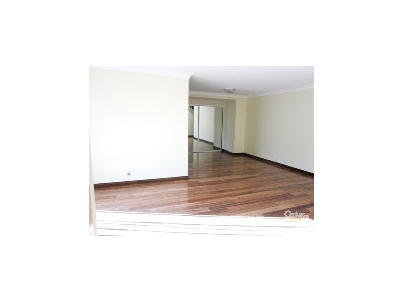 3/30 HILLCREST ROAD, Quakers Hill NSW 2763