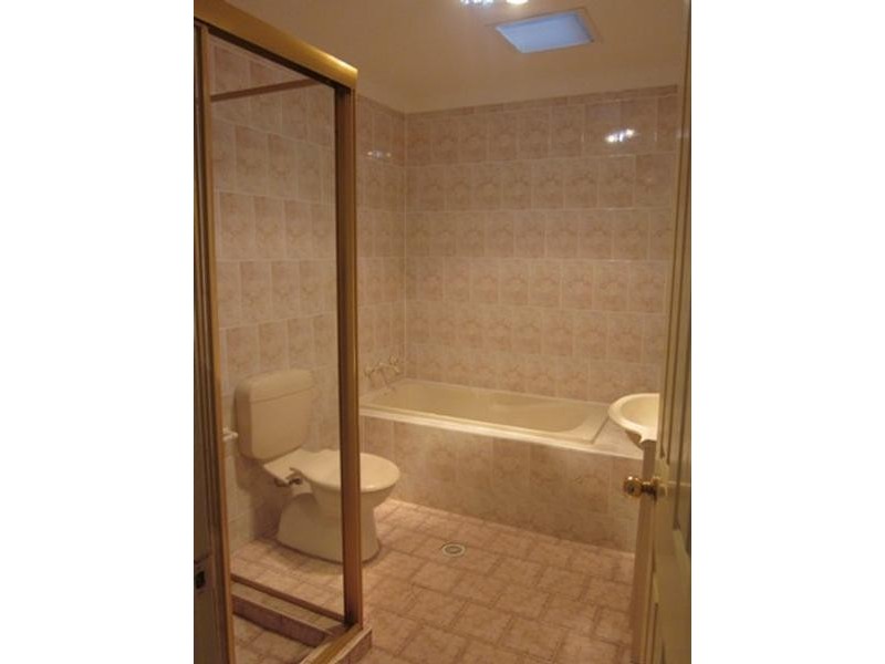 3/30 HILLCREST ROAD, Quakers Hill NSW 2763