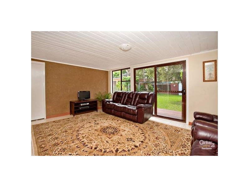 7 Rickard Road, Quakers Hill NSW 2763