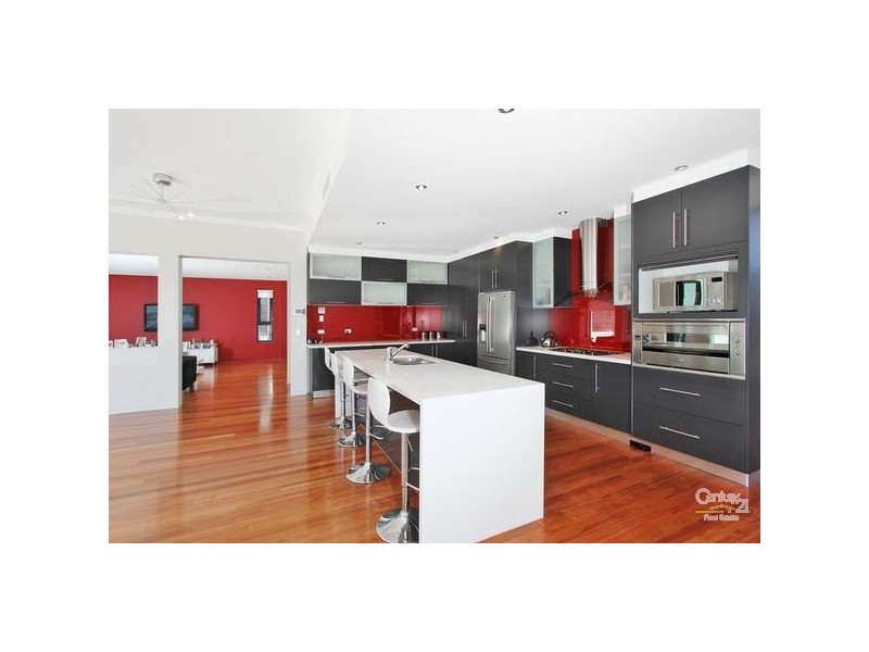 8 Bimbadgen Place, Bella Vista NSW 2153