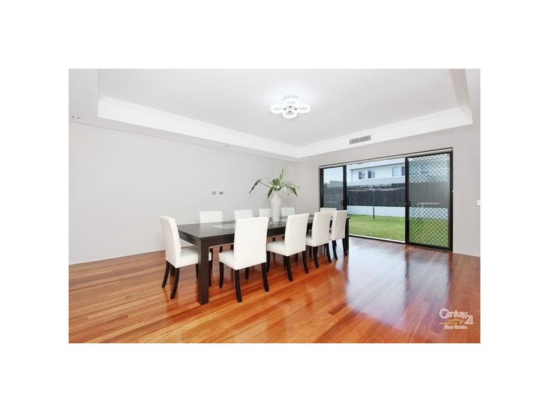 8 Bimbadgen Place, Bella Vista NSW 2153