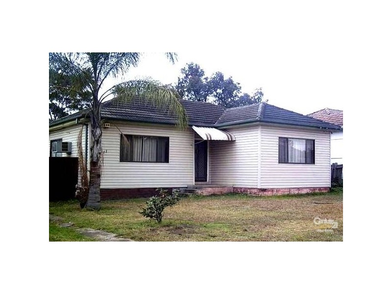 11 FORBES ROAD, Marayong NSW 2148