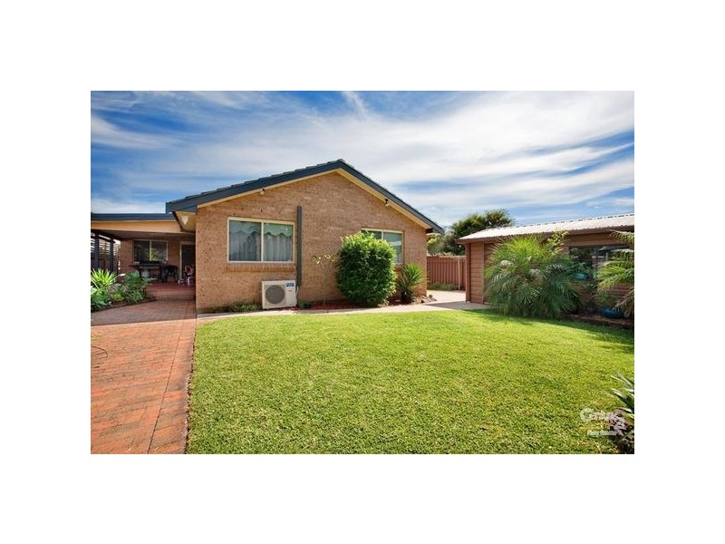 8 Taro Place, Quakers Hill NSW 2763