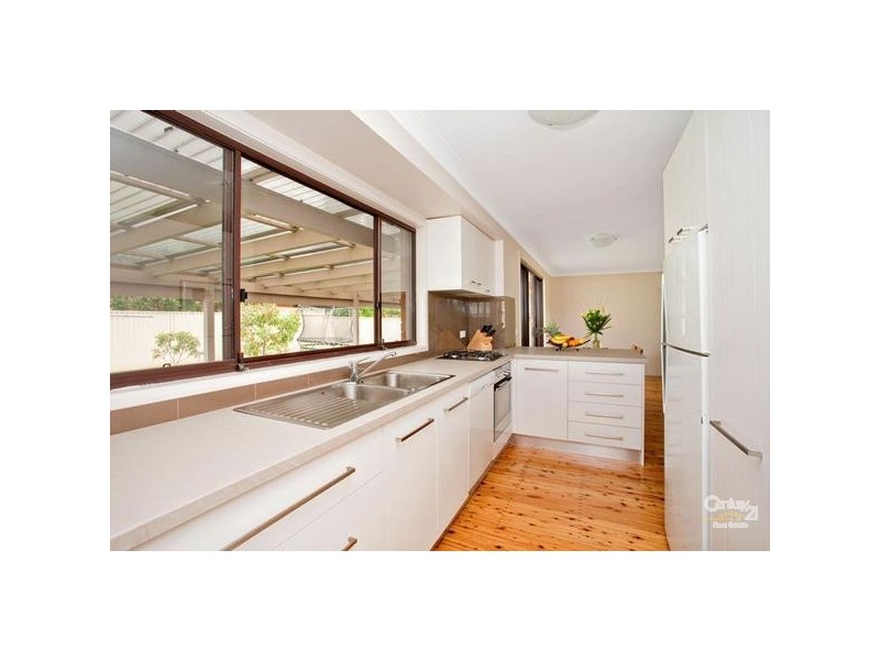 20 COWPER CIRCLE, Quakers Hill NSW 2763