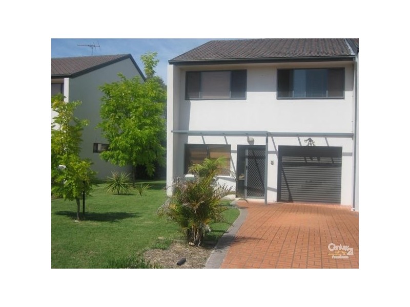 5/6 HAMBLEDON ROAD, Quakers Hill NSW 2763