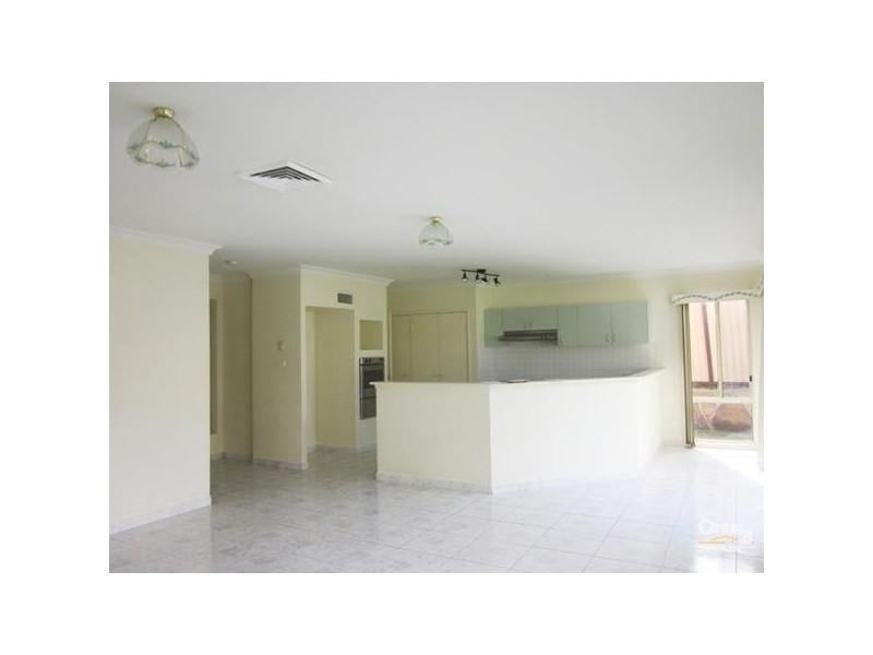 14 WAKLEY AVENUE, Quakers Hill NSW 2763