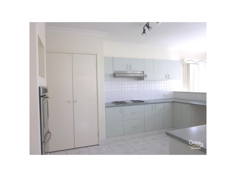 14 WAKLEY AVENUE, Quakers Hill NSW 2763