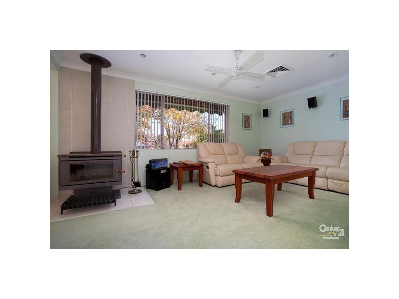 85 TICHBORNE DRIVE, Quakers Hill NSW 2763