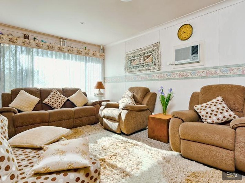 172 Railway Road, Quakers Hill NSW 2763